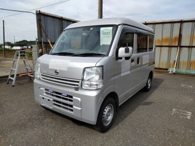 10287 Nissan Clipper van DR17V 2017 г. (LUM Tokyo Nyusatsu)